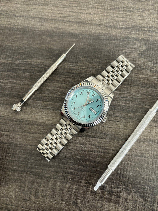 Seiko 5 Arabic daydate - iceblue